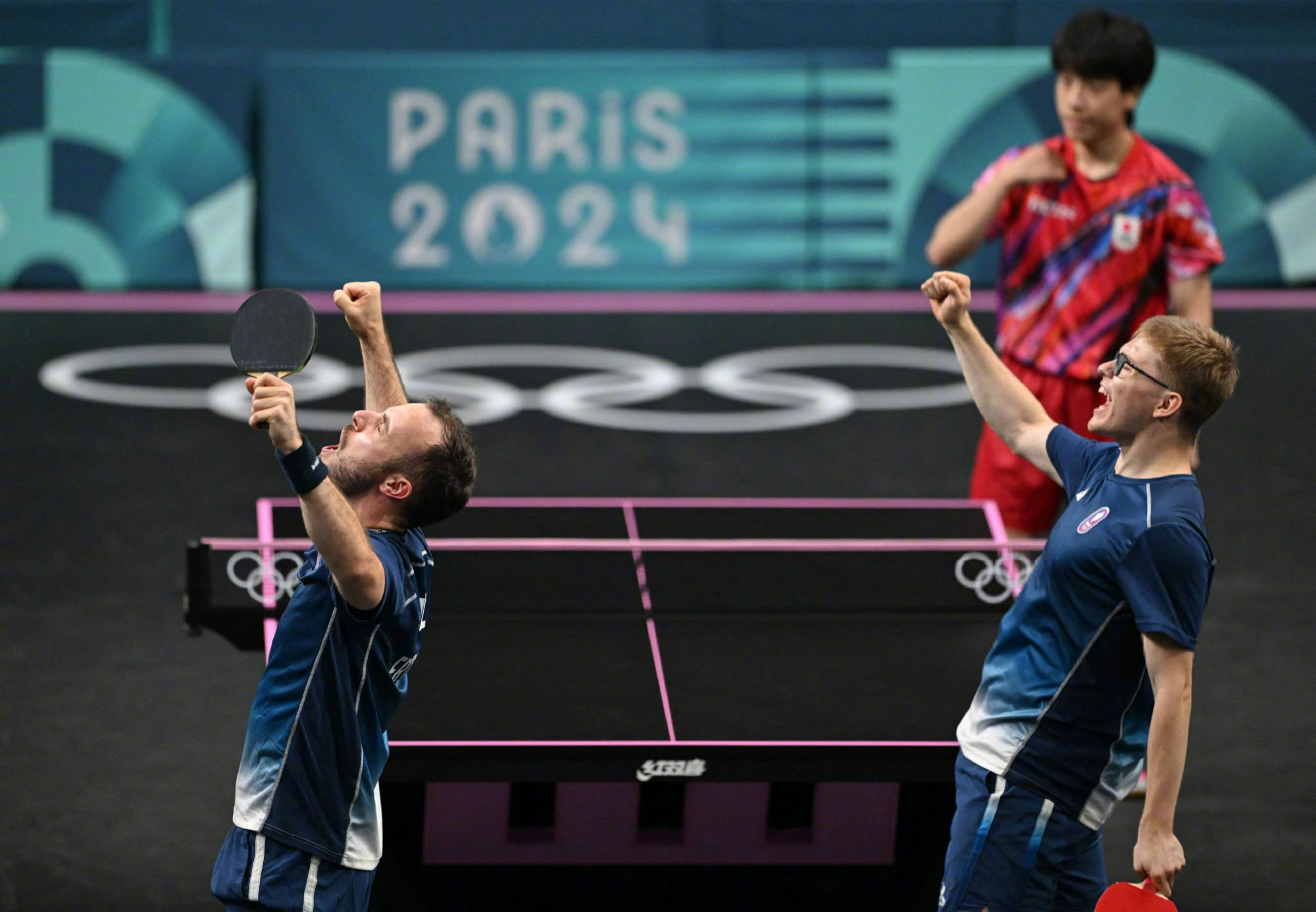 波兰队逆转法国队，张本智和刷新纪录