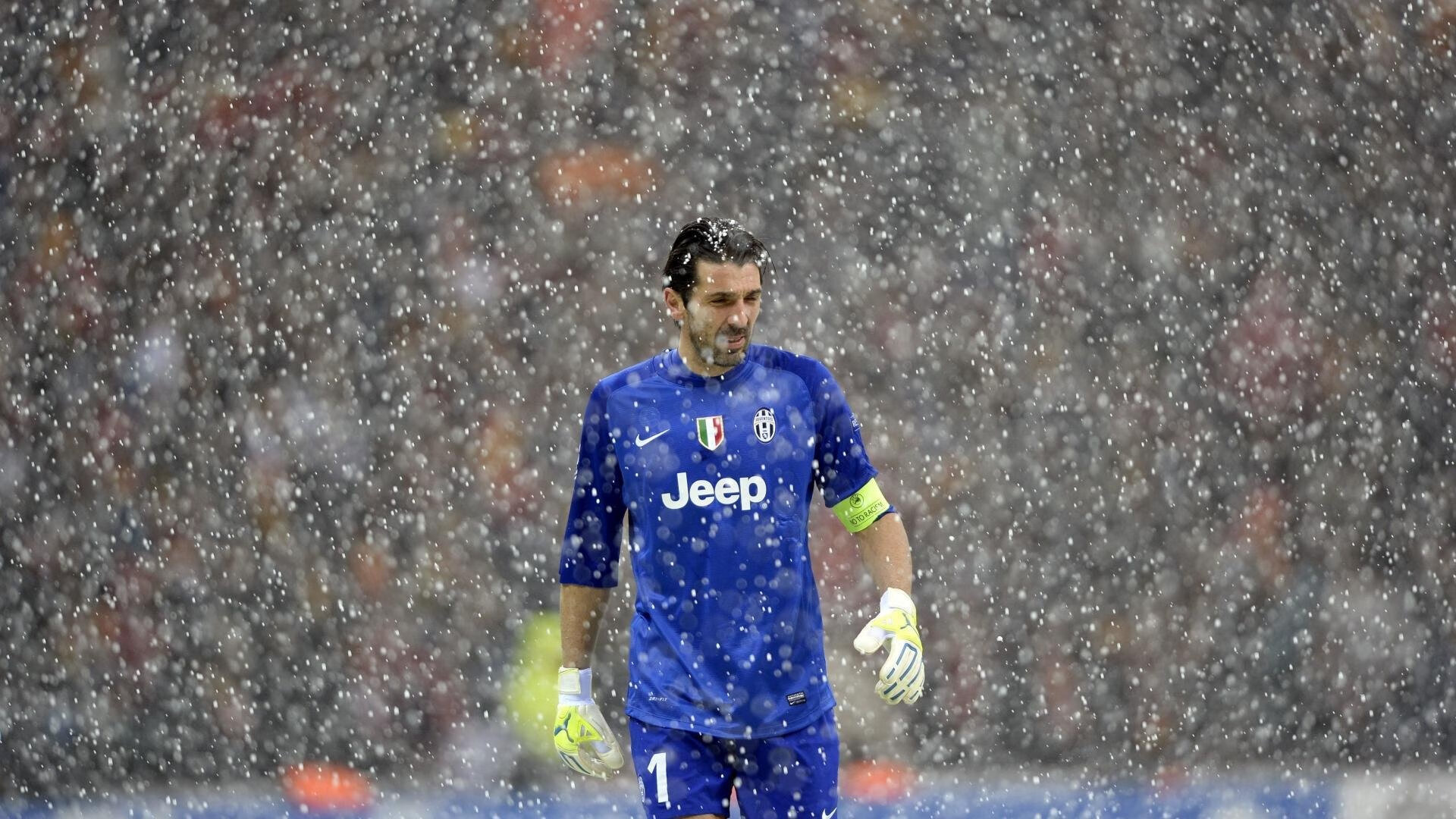 奥利维耶一记三分，刻入历史浮雕