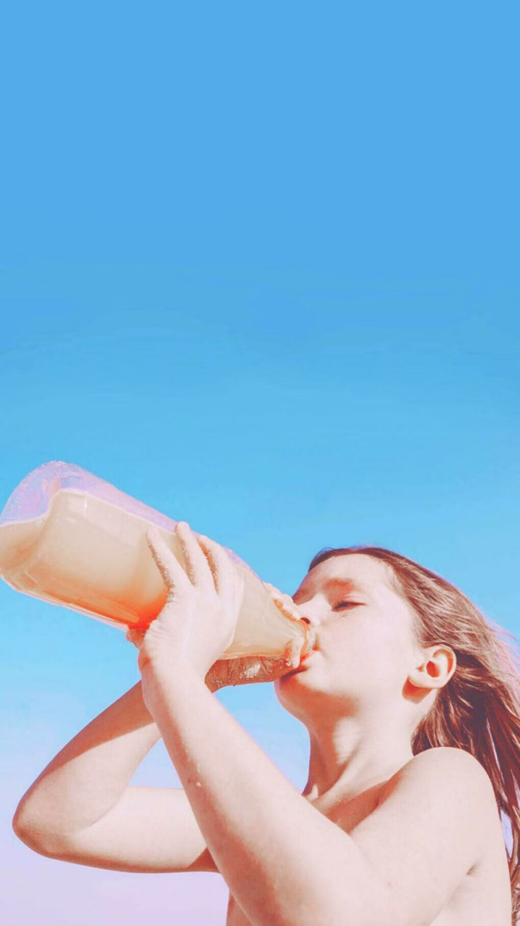 东瀛风暴席卷北美，英伦莱奥主宰争冠战—足球周末的双重奏